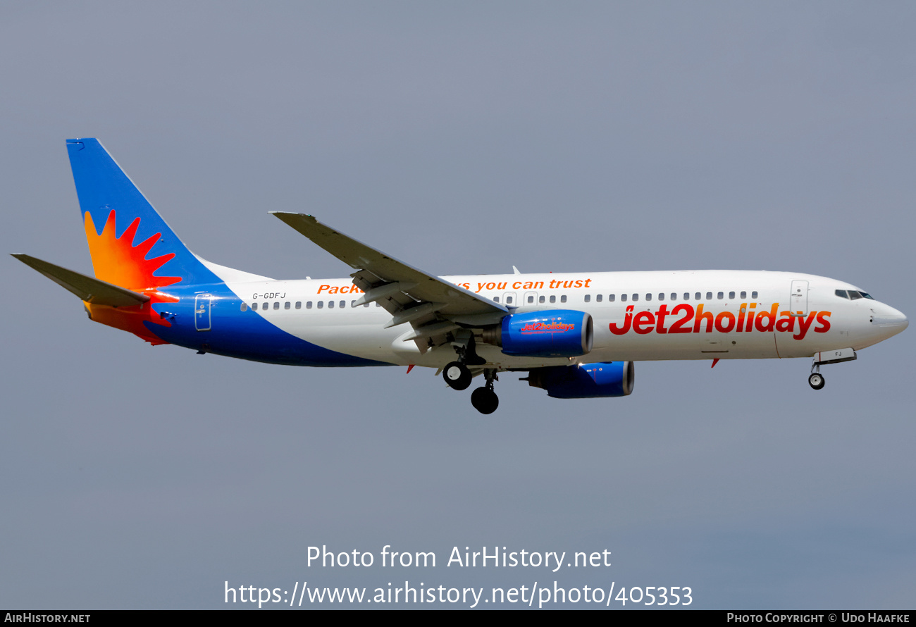 Aircraft Photo of G-GDFJ | Boeing 737-804 | Jet2 Holidays | AirHistory.net #405353