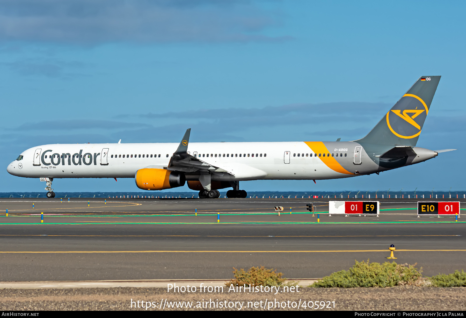 Aircraft Photo of D-ABOG | Boeing 757-330 | Condor Flugdienst | AirHistory.net #405921