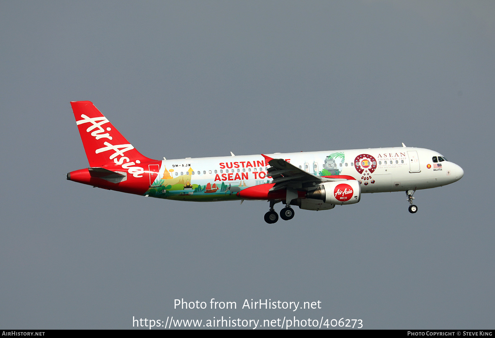 Aircraft Photo of 9M-AJW | Airbus A320-216 | AirAsia | AirHistory.net #406273