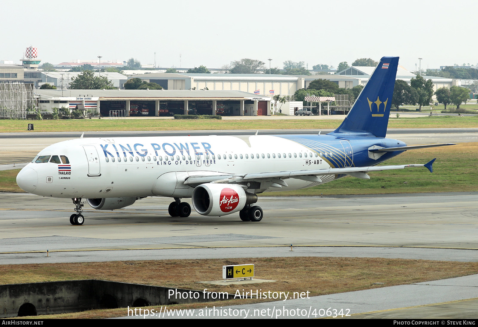 Aircraft Photo of HS-ABT | Airbus A320-216 | AirAsia | AirHistory.net #406342