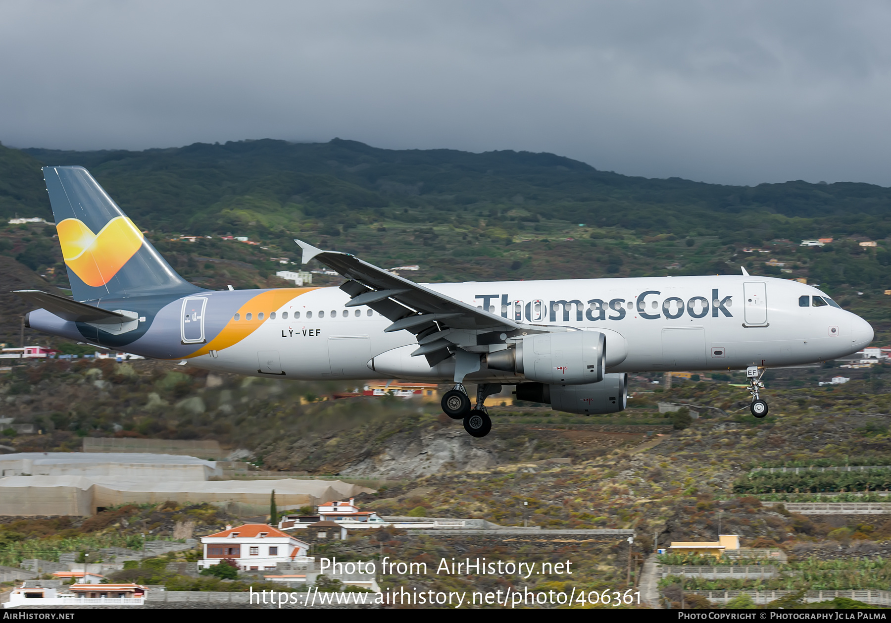 Aircraft Photo of LY-VEF | Airbus A320-214 | Thomas Cook Airlines | AirHistory.net #406361