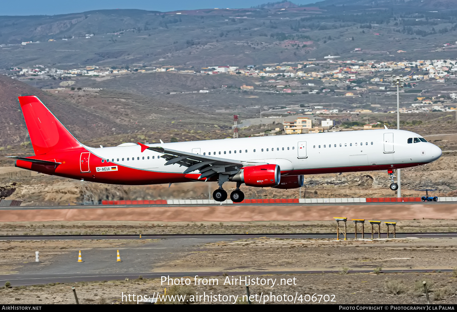 Aircraft Photo of D-AEUI | Airbus A321-211 | Eurowings | AirHistory.net #406702