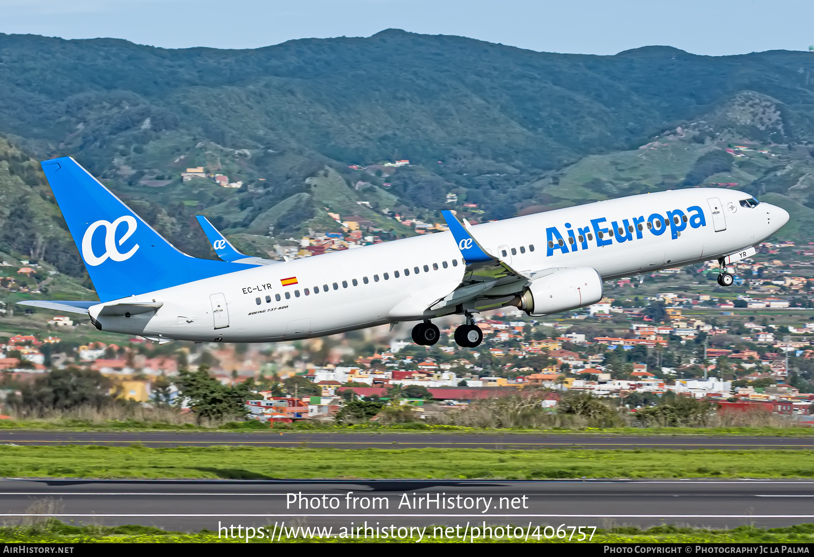 Aircraft Photo of EC-LYR | Boeing 737-85P | Air Europa | AirHistory.net #406757