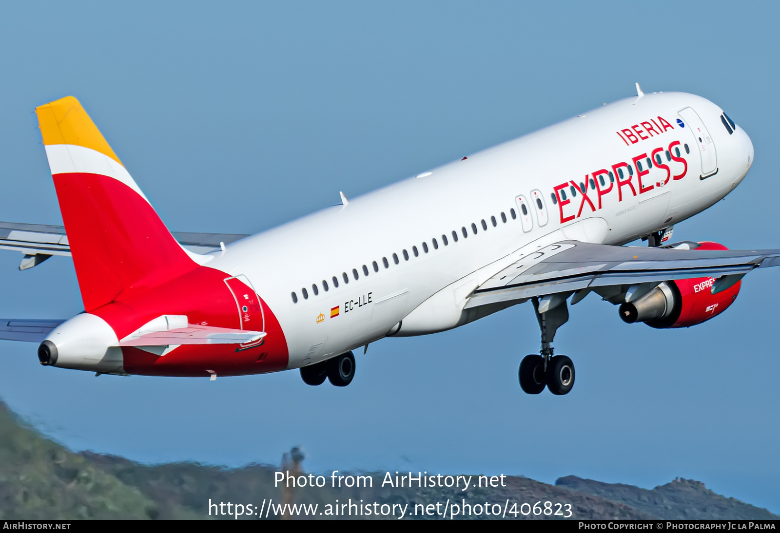 Aircraft Photo of EC-LLE | Airbus A320-214 | Iberia Express | AirHistory.net #406823