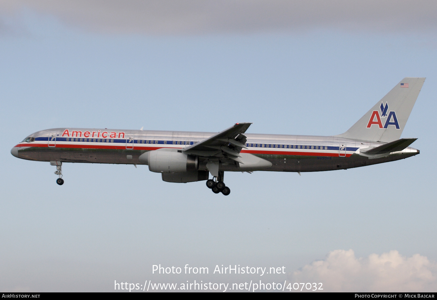 Aircraft Photo of N690AA | Boeing 757-223 | American Airlines | AirHistory.net #407032