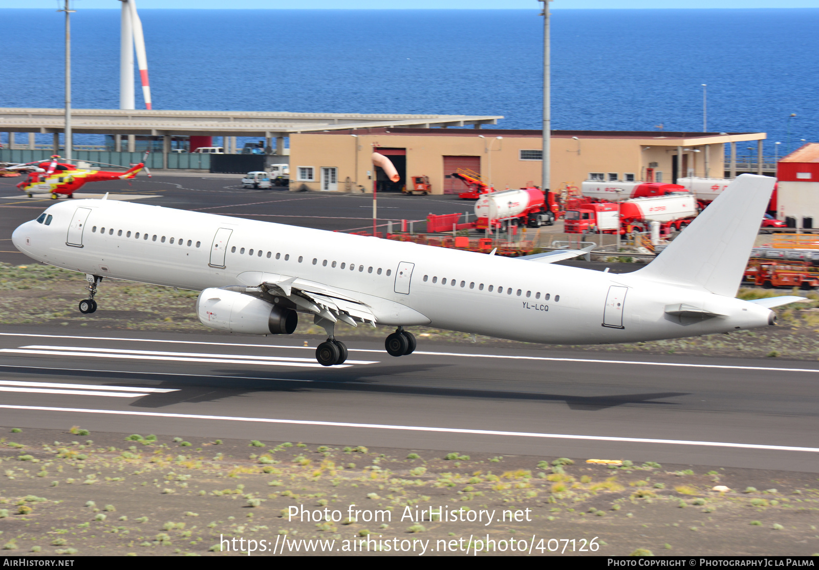 Aircraft Photo of YL-LCQ | Airbus A321-231 | Thomas Cook Airlines | AirHistory.net #407126