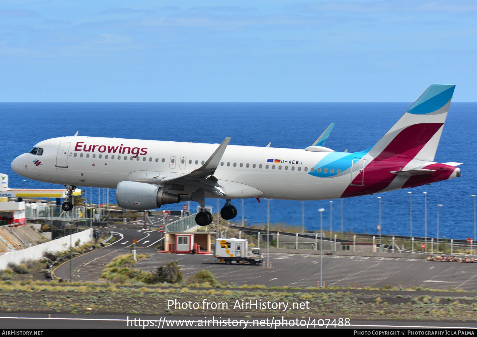 Aircraft Photo of D-AEWJ | Airbus A320-214 | Eurowings | AirHistory.net #407488