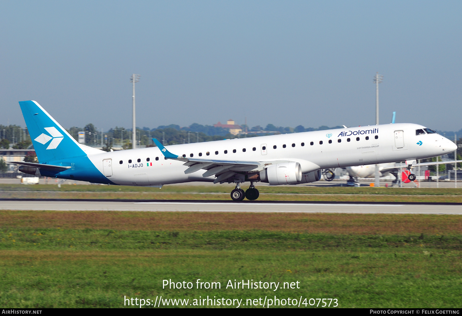 Aircraft Photo of I-ADJO | Embraer 195LR (ERJ-190-200LR) | Air Dolomiti | AirHistory.net #407573