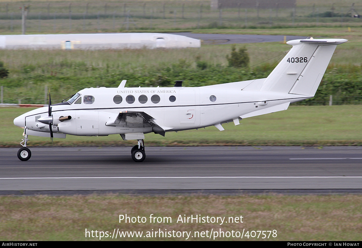 Aircraft Photo of 94-0326 / 40326 | Hawker Beechcraft C-12V-1 Huron (B200C) | USA - Army | AirHistory.net #407578