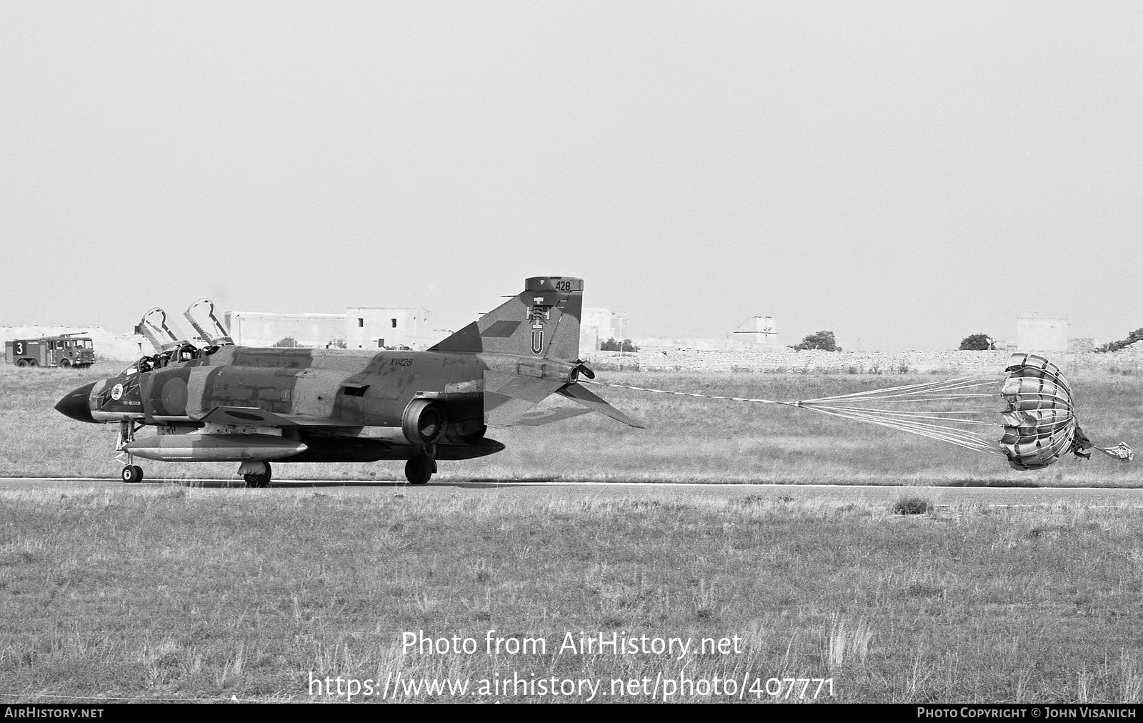 Aircraft Photo of XV428 | McDonnell Douglas F-4M Phantom FGR2 | UK - Air Force | AirHistory.net #407771