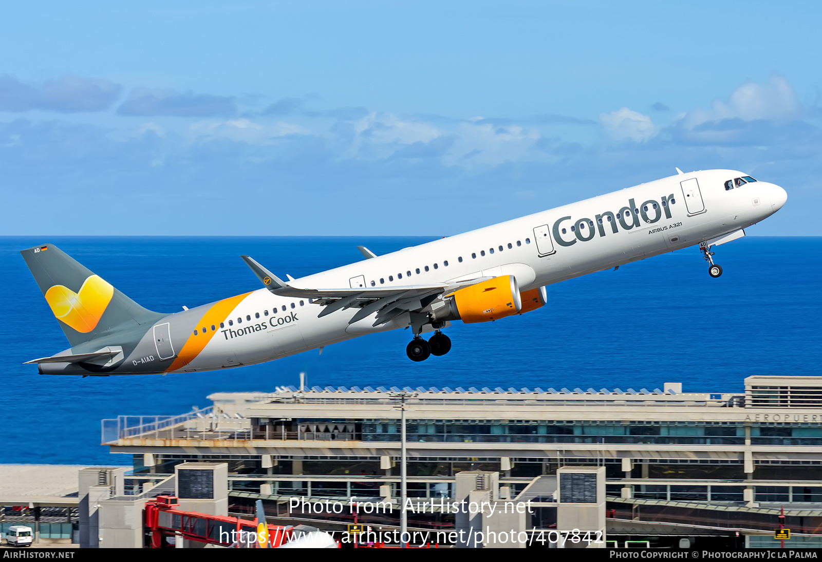 Aircraft Photo of D-AIAD | Airbus A321-211 | Condor Flugdienst | AirHistory.net #407842