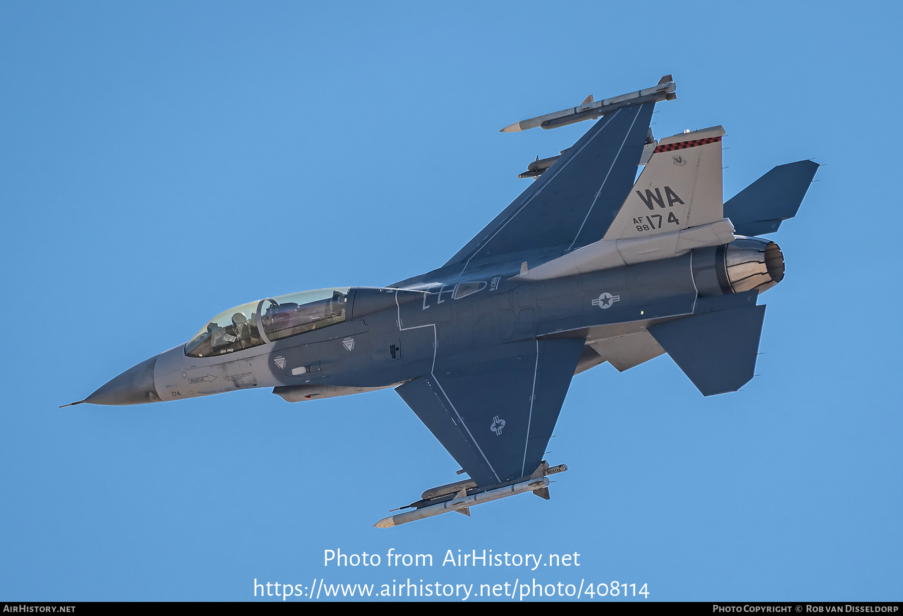 Aircraft Photo of 88-0174 / AF88-174 | General Dynamics F-16DM Fighting Falcon | USA - Air Force | AirHistory.net #408114