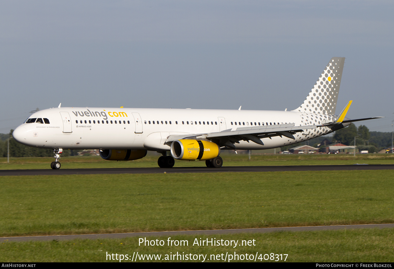 Aircraft Photo of EC-MHB | Airbus A321-231 | Vueling Airlines | AirHistory.net #408317