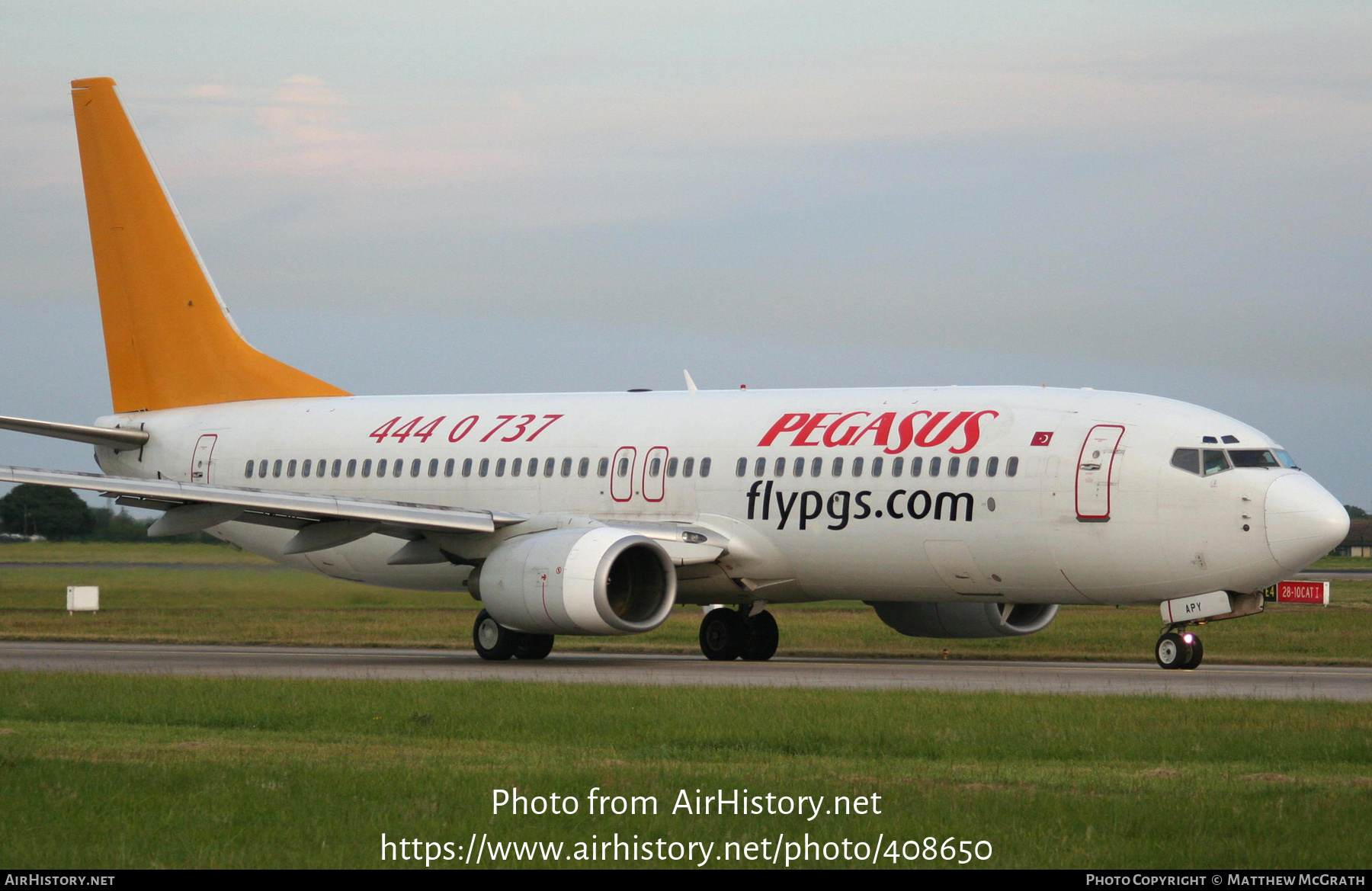 Aircraft Photo of TC-APY | Boeing 737-86N | Pegasus Airlines | AirHistory.net #408650