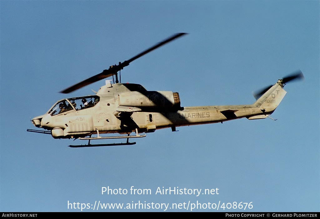 Aircraft Photo of 161015 | Bell AH-1W Super Cobra (209) | USA - Marines | AirHistory.net #408676