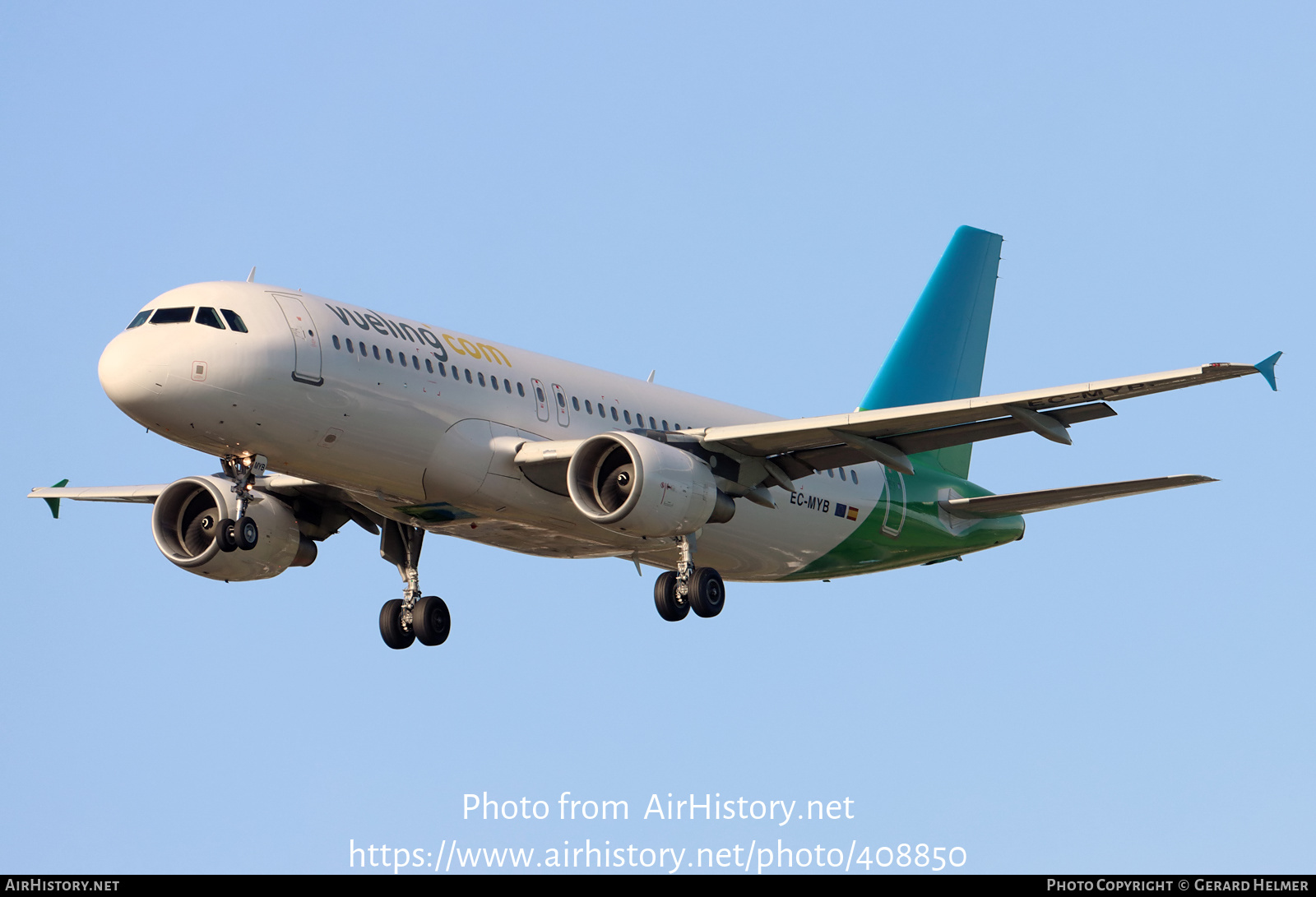 Aircraft Photo of EC-MYB | Airbus A320-214 | Vueling Airlines | AirHistory.net #408850