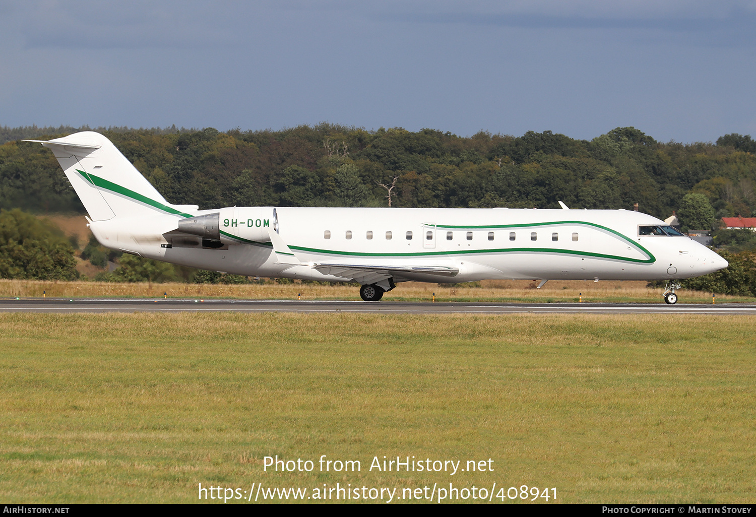 Aircraft Photo of 9H-DOM | Bombardier Challenger 850 (CRJ-200SE/CL-600-2B19) | AirHistory.net #408941