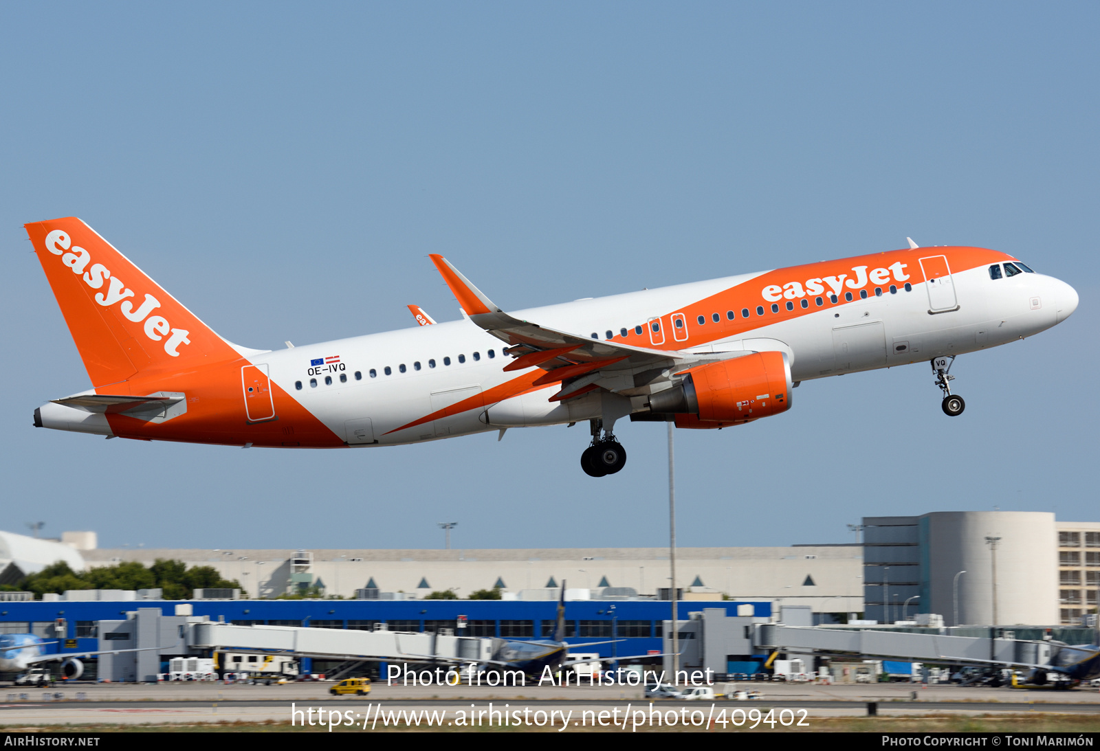 Aircraft Photo of OE-IVQ | Airbus A320-214 | EasyJet | AirHistory.net ...