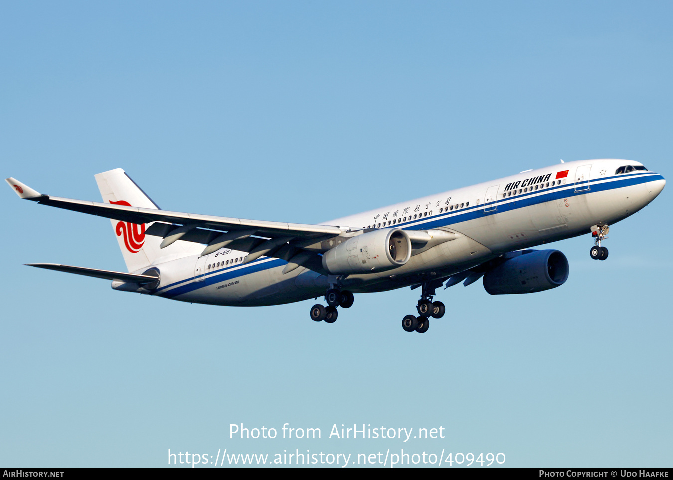 Aircraft Photo of B-6117 | Airbus A330-243 | Air China | AirHistory.net #409490