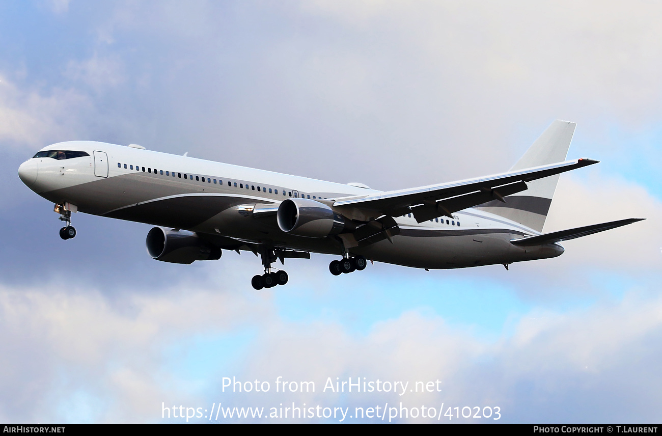 Aircraft Photo of P4-MES | Boeing 767-33A/ER | AirHistory.net #410203