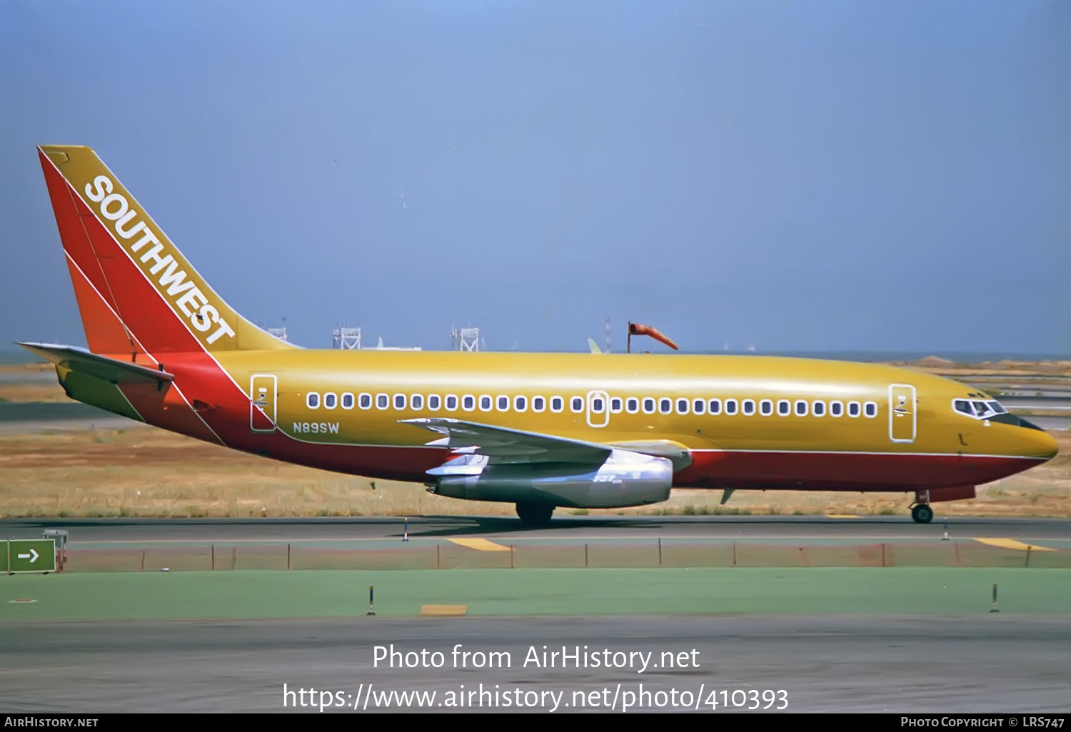 Aircraft Photo of N89SW | Boeing 737-2H4/Adv | Southwest Airlines | AirHistory.net #410393