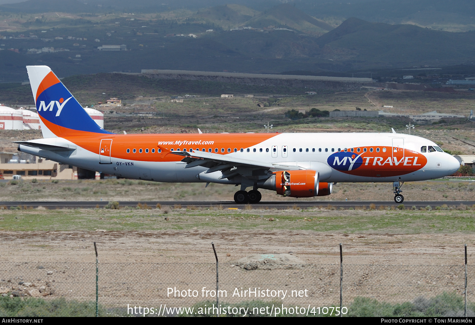 Aircraft Photo of OY-VKN | Airbus A320-214 | MyTravel Airways | AirHistory.net #410750