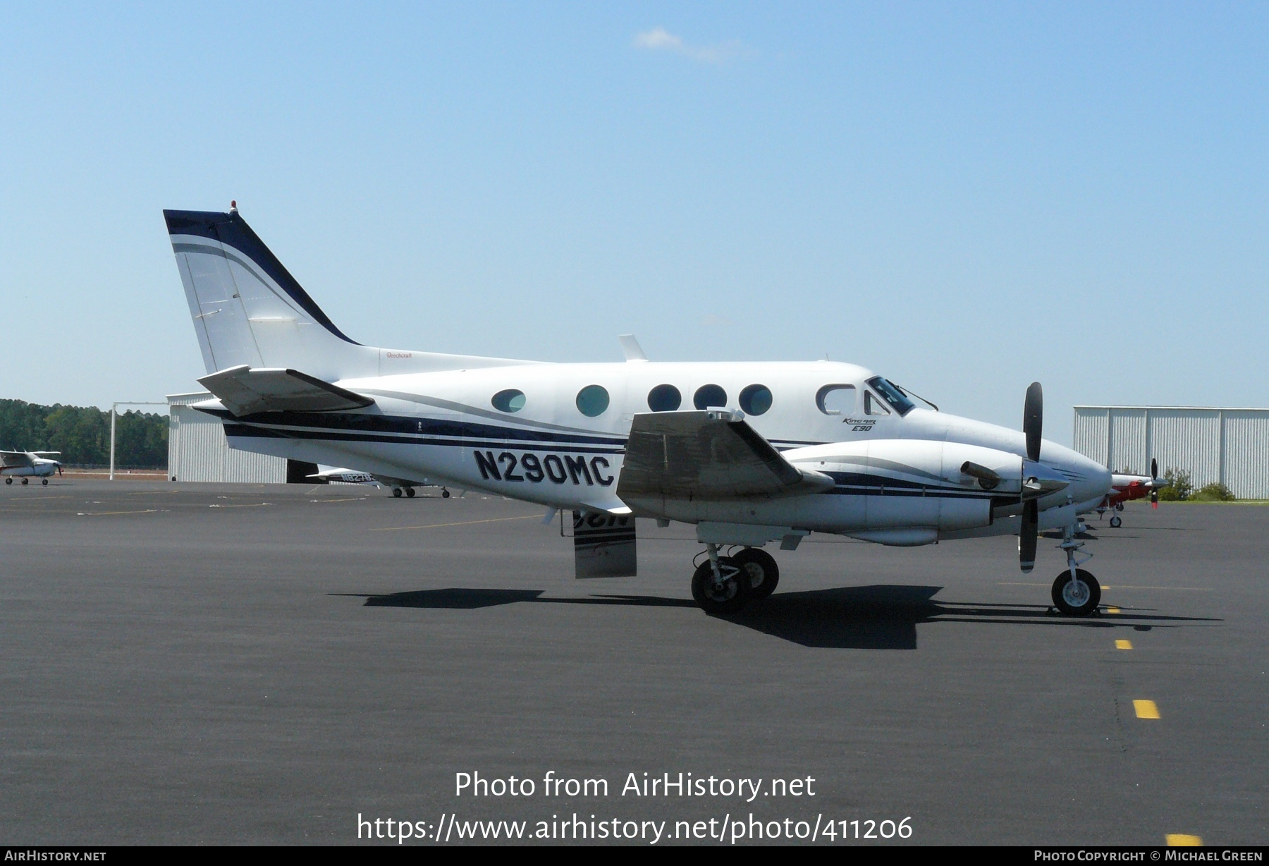 Aircraft Photo of N290MC | Beech E90 King Air | AirHistory.net #411206