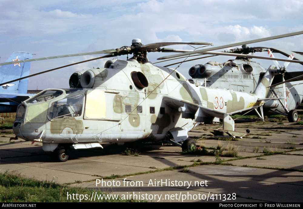 Aircraft Photo of 33 red | Mil Mi-24A | Russia - Air Force | AirHistory ...