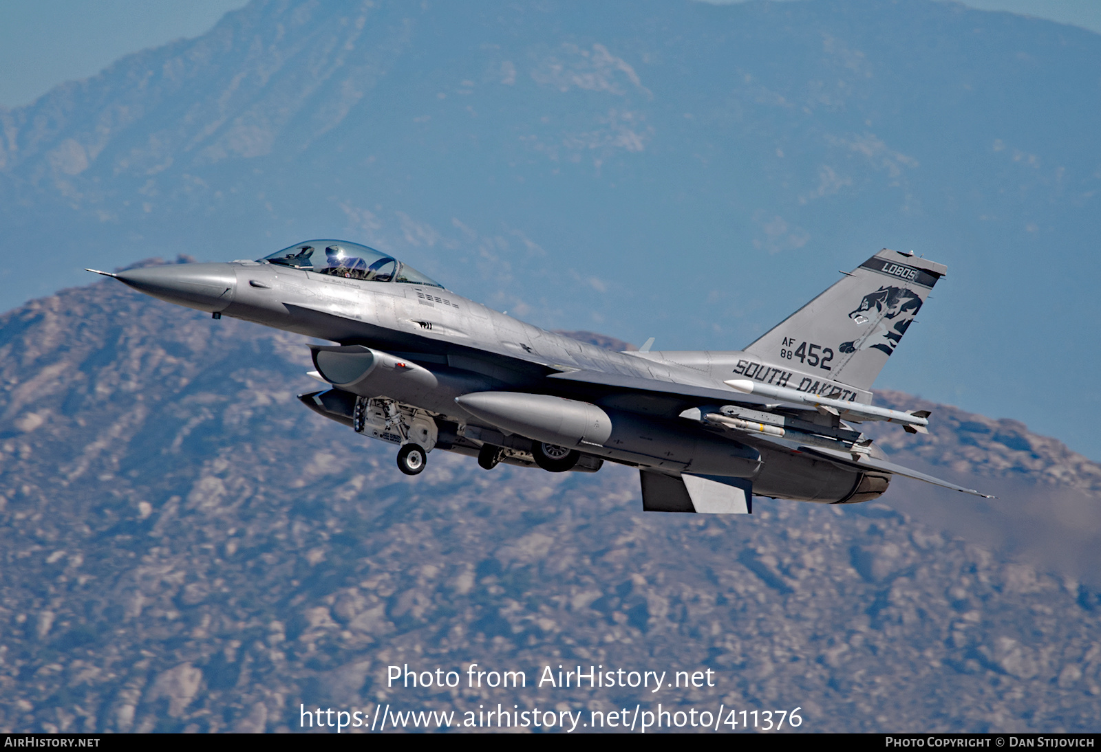 Aircraft Photo of 88-0452 / AF88-452 | General Dynamics F-16CM Fighting Falcon | USA - Air Force | AirHistory.net #411376