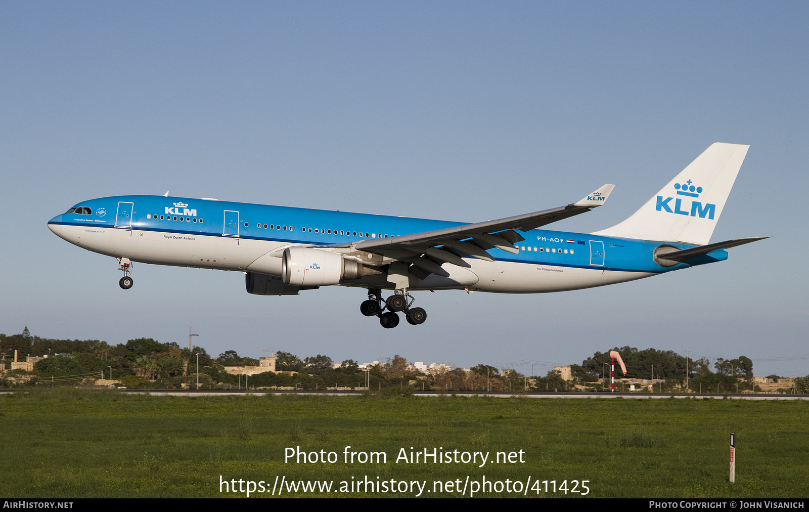 Aircraft Photo of PH-AOF | Airbus A330-203 | KLM - Royal Dutch Airlines | AirHistory.net #411425