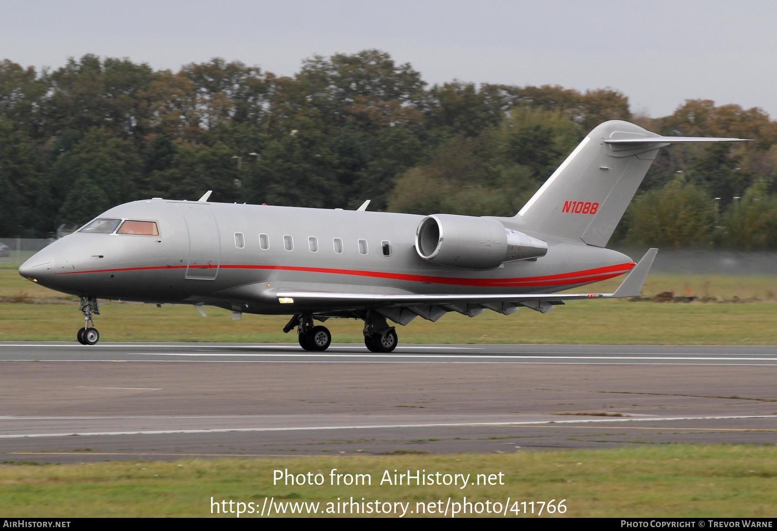 Aircraft Photo of N1088 | Bombardier Challenger 605 (CL-600-2B16) | AirHistory.net #411766