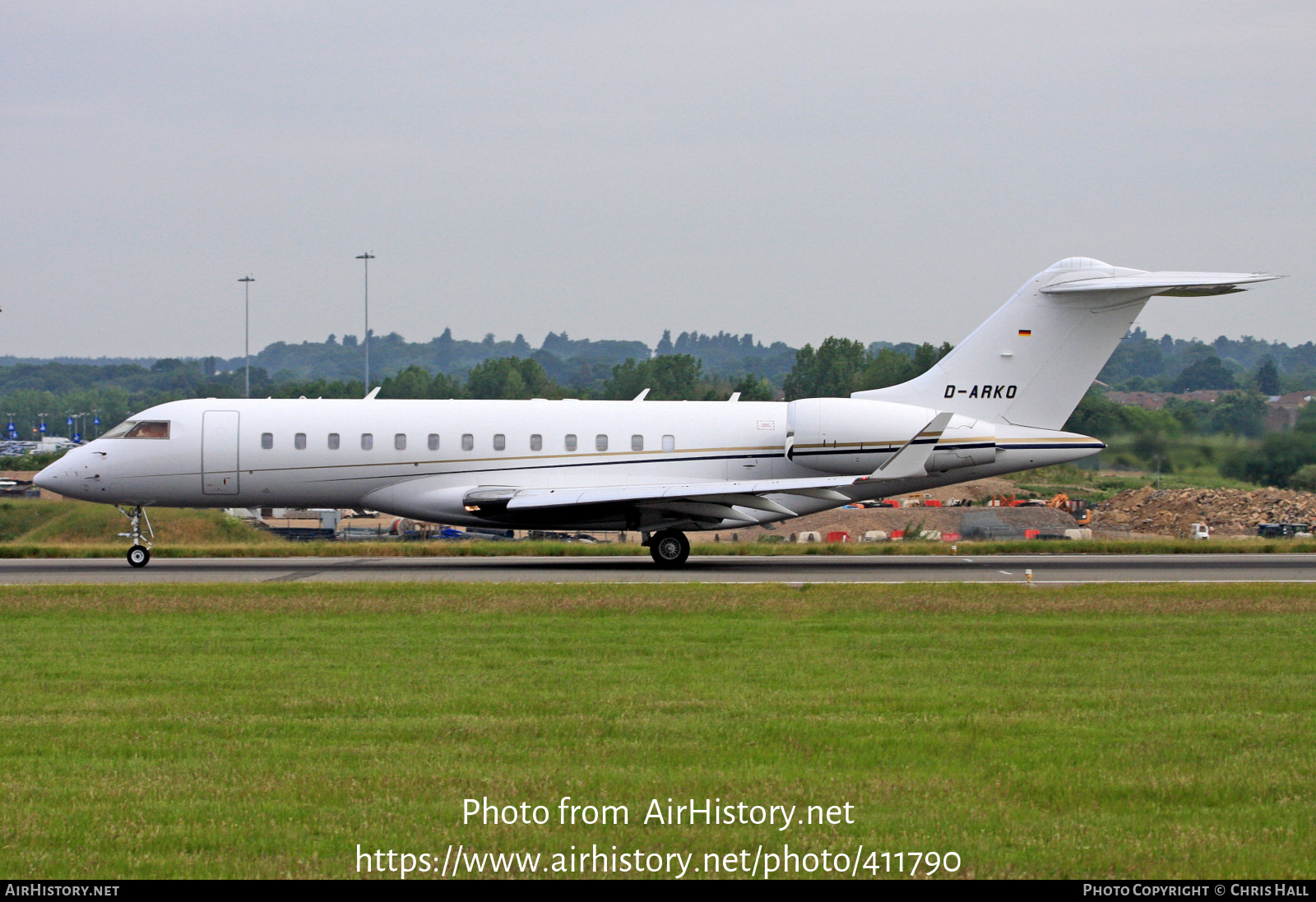 Aircraft Photo of D-ARKO | Bombardier Global Express (BD-700-1A10) | AirHistory.net #411790