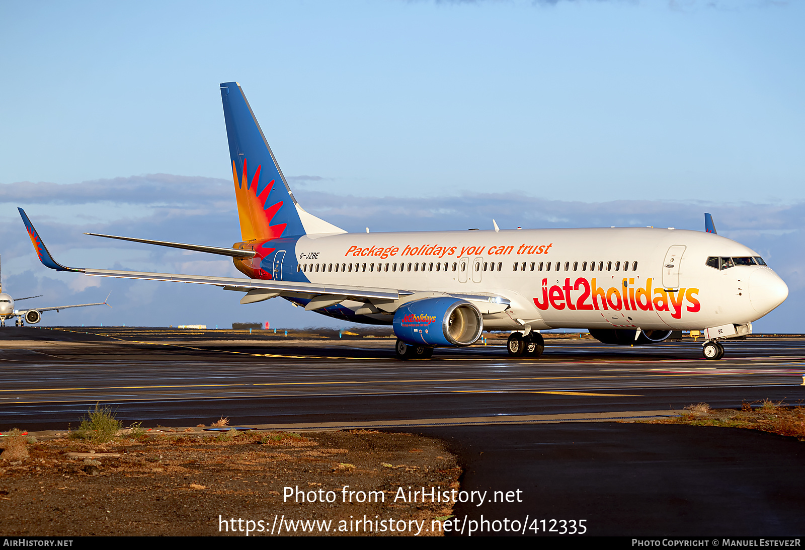 Aircraft Photo of G-JZBE | Boeing 737-800 | Jet2 Holidays | AirHistory.net #412335