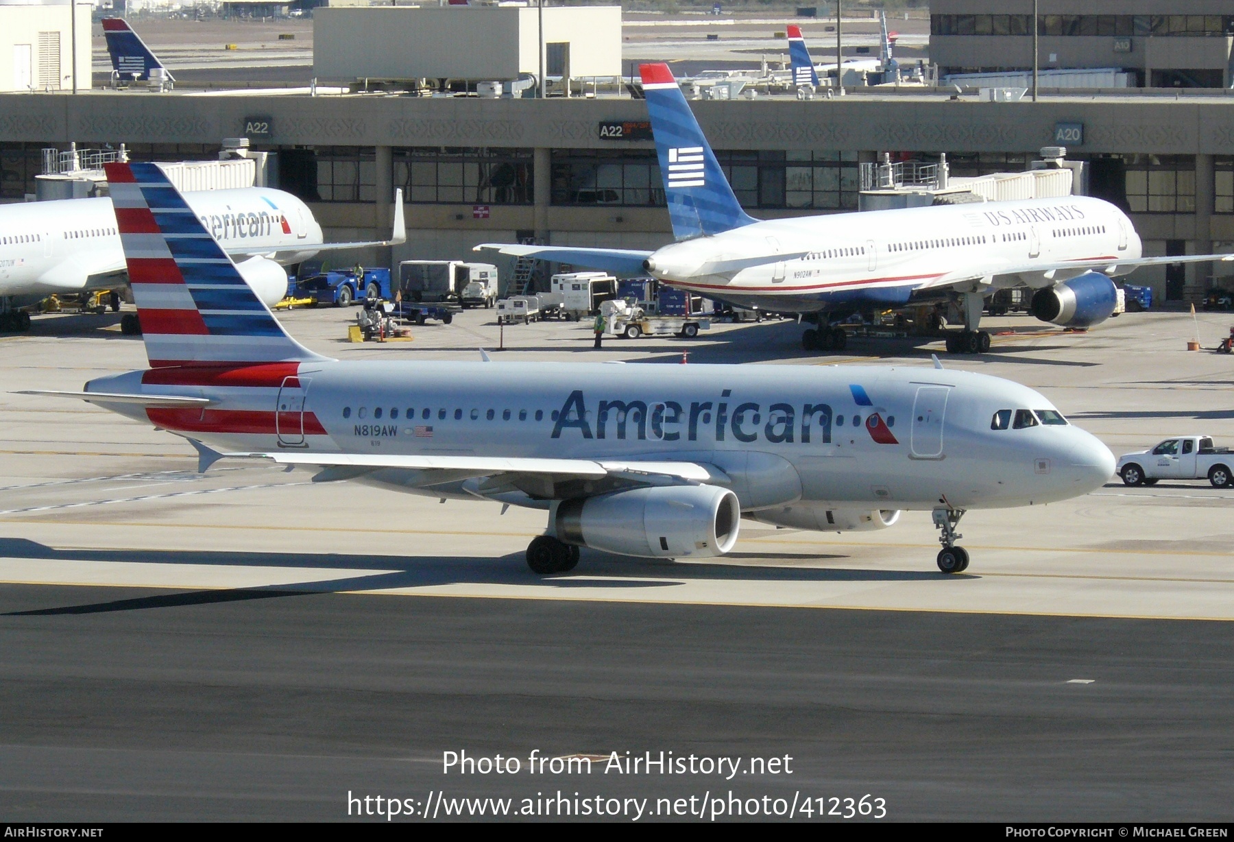 Aircraft Photo of N819AW | Airbus A319-132 | American Airlines | AirHistory.net #412363