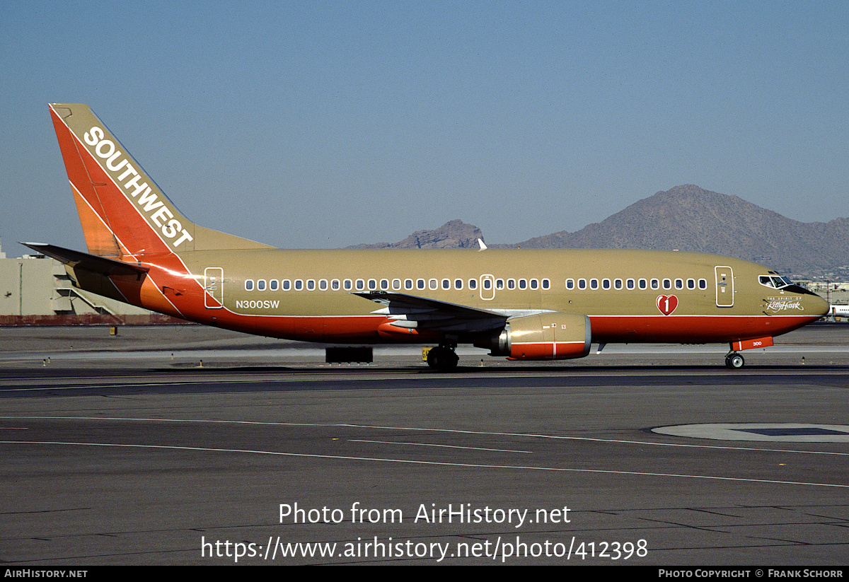 Aircraft Photo of N300SW | Boeing 737-3H4 | Southwest Airlines | AirHistory.net #412398