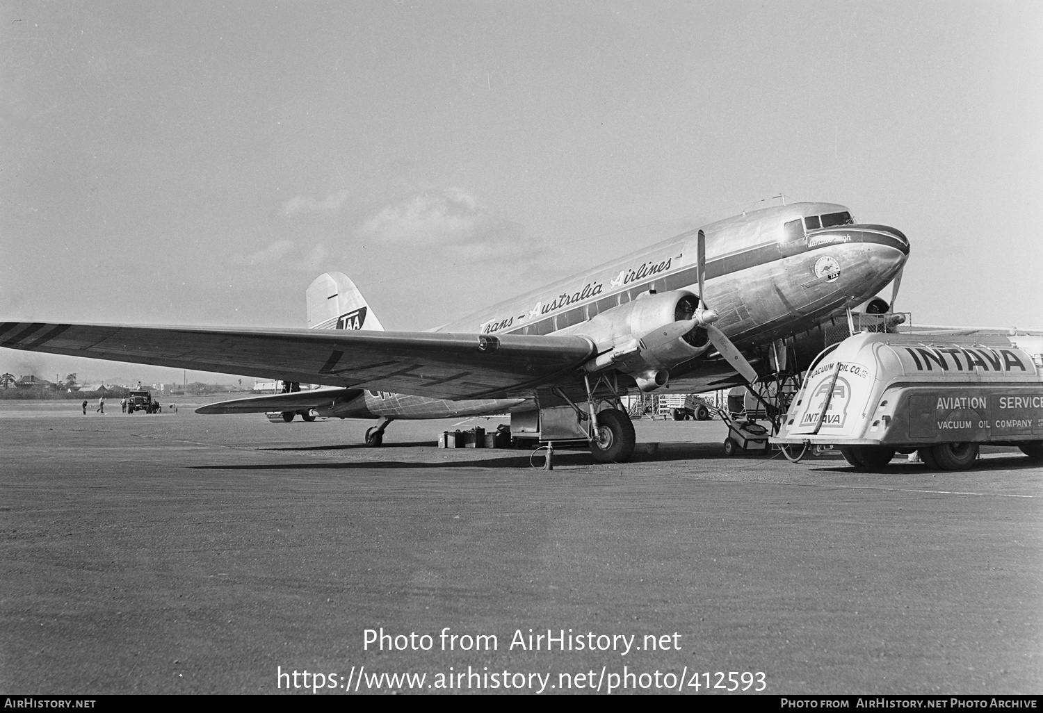 Aircraft Photo of VH-TAM | Douglas DC-3(C) | Trans-Australia Airlines - TAA | AirHistory.net #412593