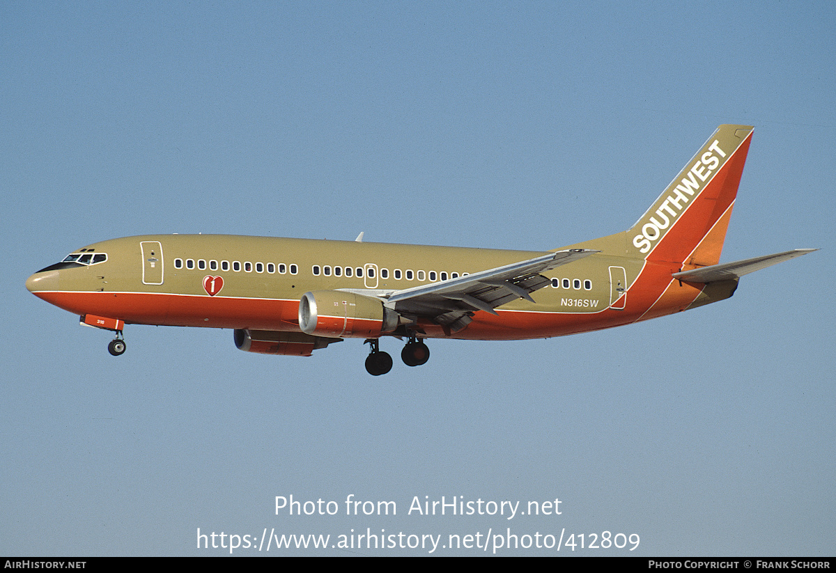 Aircraft Photo of N316SW | Boeing 737-3H4 | Southwest Airlines | AirHistory.net #412809