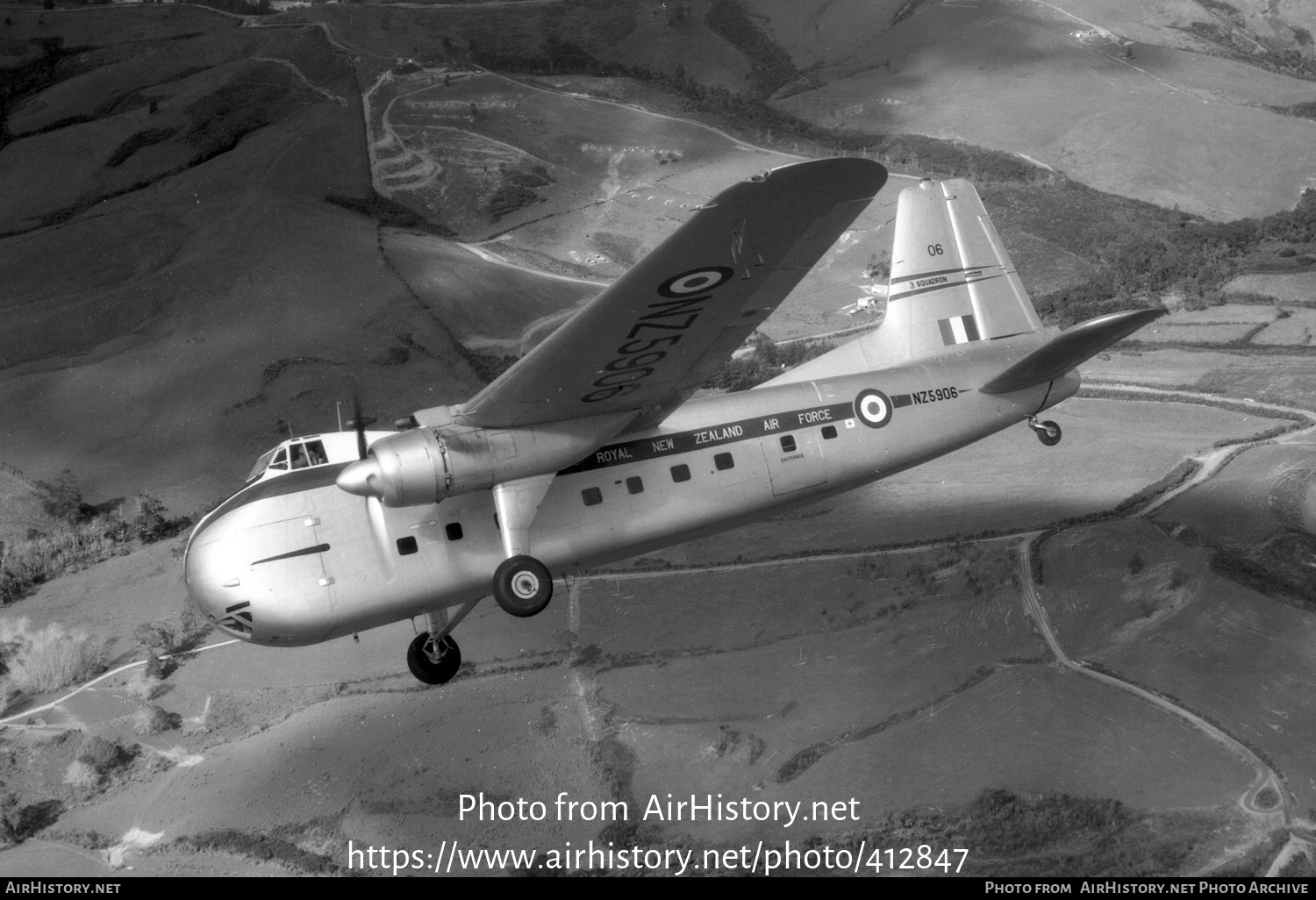 Aircraft Photo of NZ5906 | Bristol 170 Freighter Mk31M | New Zealand - Air Force | AirHistory.net #412847