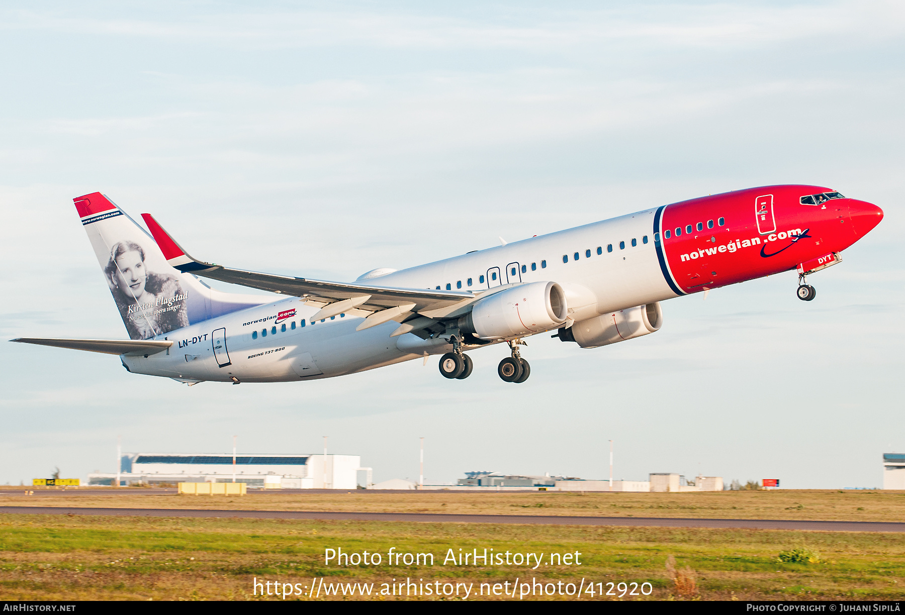 Aircraft Photo of LN-DYT | Boeing 737-8JP | Norwegian | AirHistory.net #412920