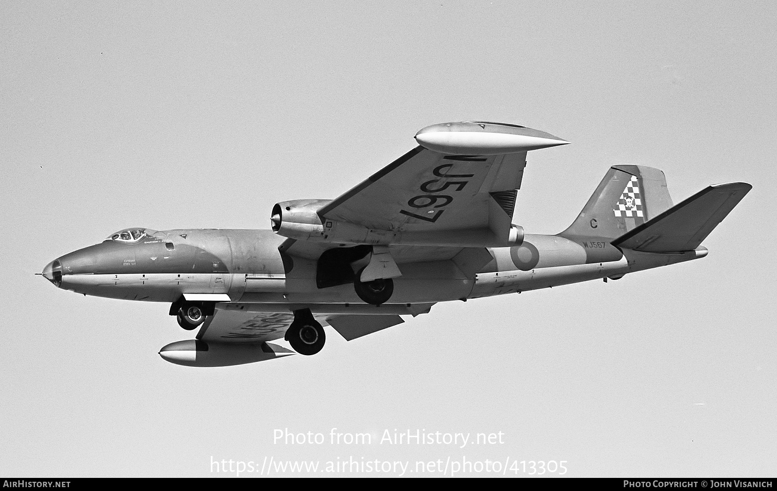 Aircraft Photo of WJ567 | English Electric Canberra B2 | UK - Air Force | AirHistory.net #413305