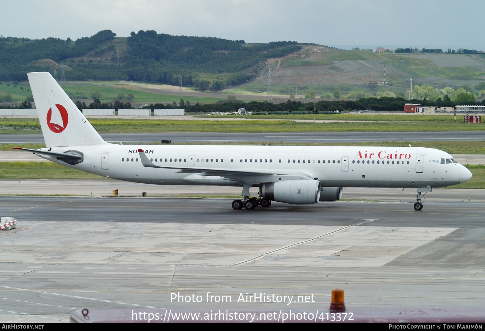 Aircraft Photo of SU-EAH | Tupolev Tu-204-120C | Air Cairo | AirHistory.net #413372