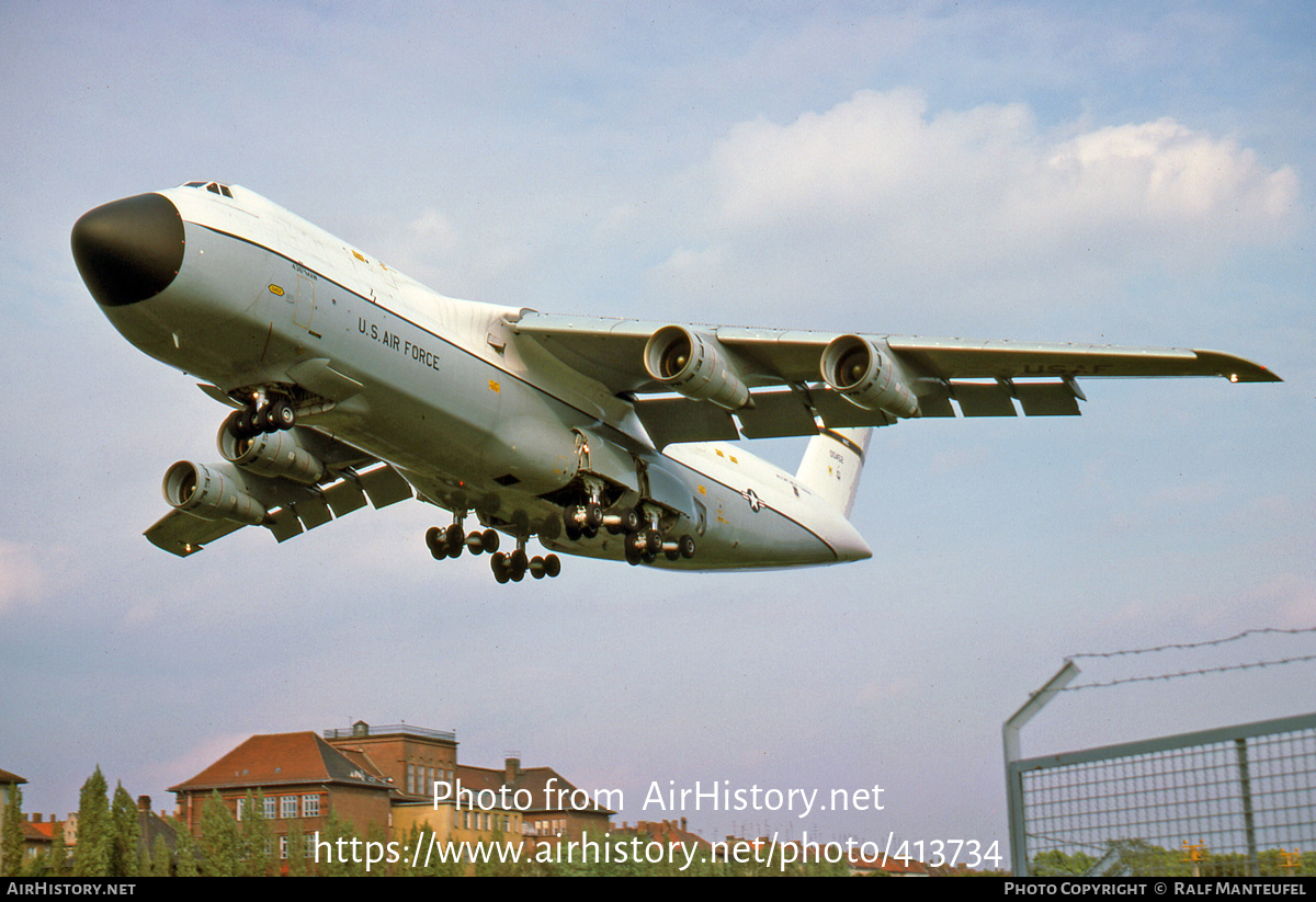 Aircraft Photo of 70-0452 / 00452 | Lockheed C-5A Galaxy (L-500) | USA - Air Force | AirHistory.net #413734