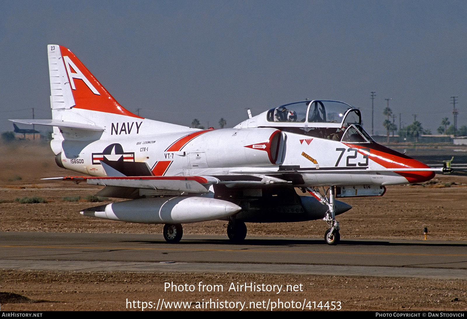 Aircraft Photo of 158500 | McDonnell Douglas TA-4J Skyhawk | USA - Navy | AirHistory.net #414453