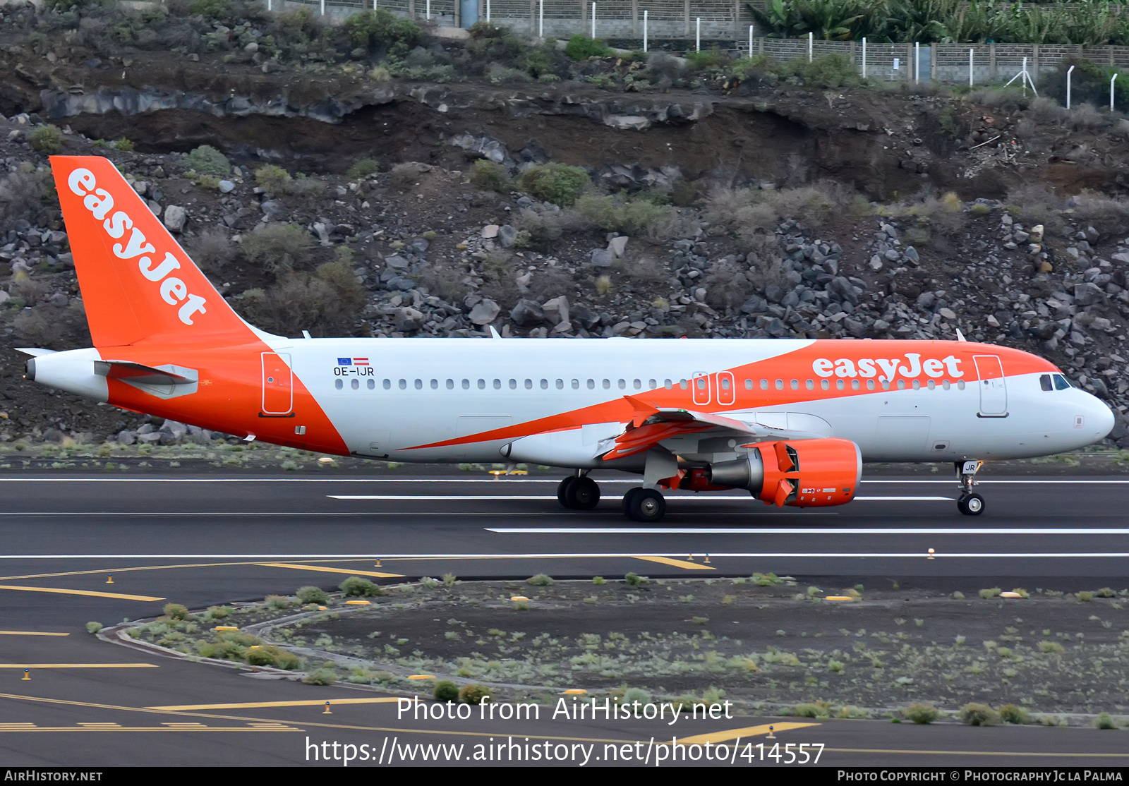 Aircraft Photo of OE-IJR | Airbus A320-214 | EasyJet | AirHistory.net #414557