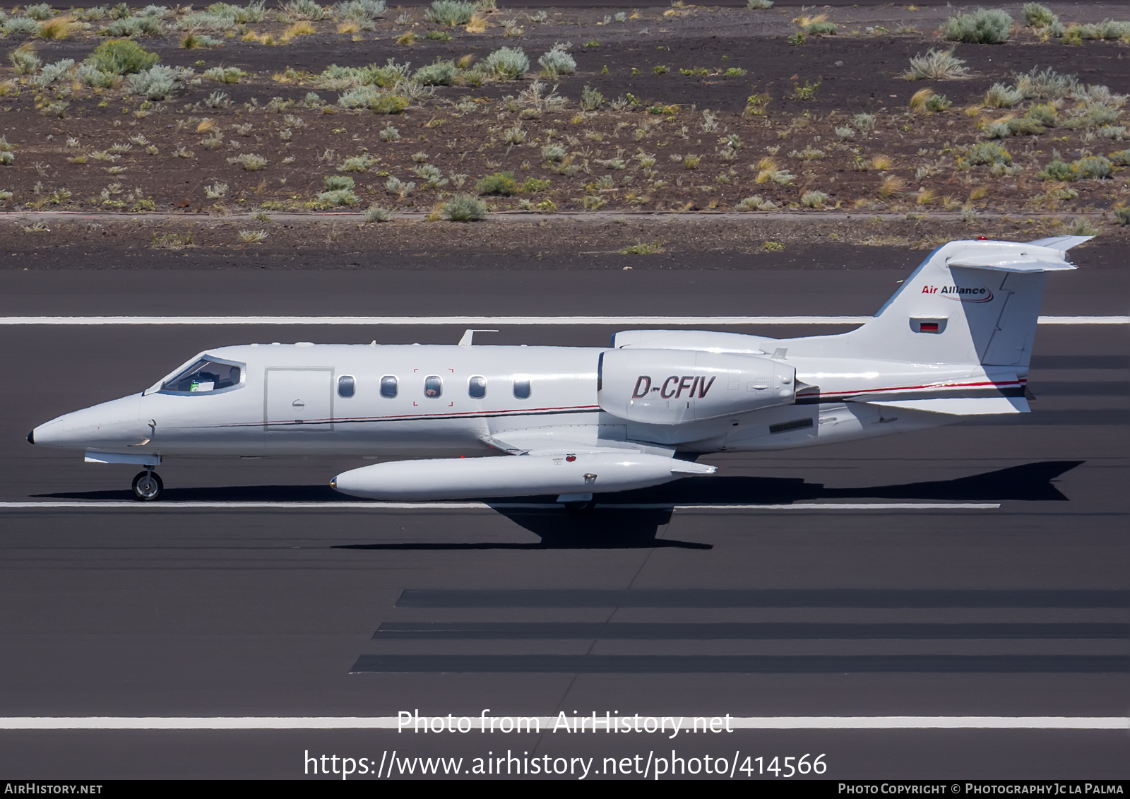 Aircraft Photo of D-CFIV | Gates Learjet 35A | Air Alliance | AirHistory.net #414566