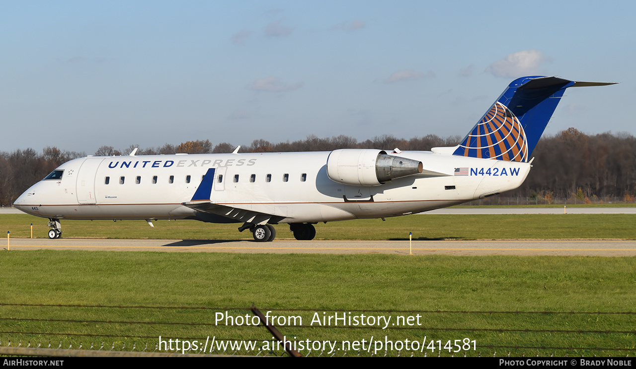 Aircraft Photo of N442AW | Bombardier CRJ-200LR (CL-600-2B19) | United Express | AirHistory.net #414581