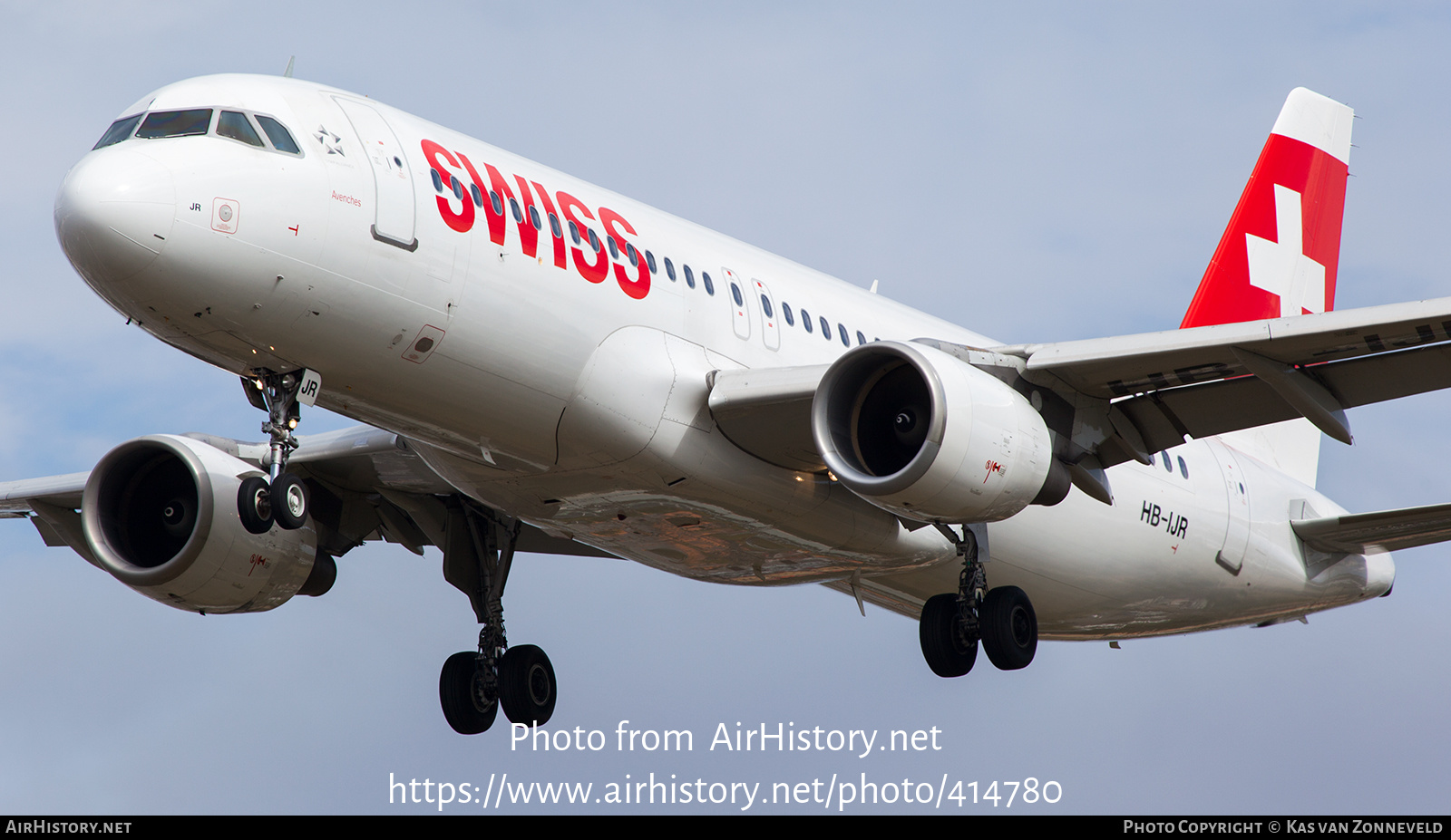 Aircraft Photo of HB-IJR | Airbus A320-214 | Swiss International Air Lines | AirHistory.net #414780