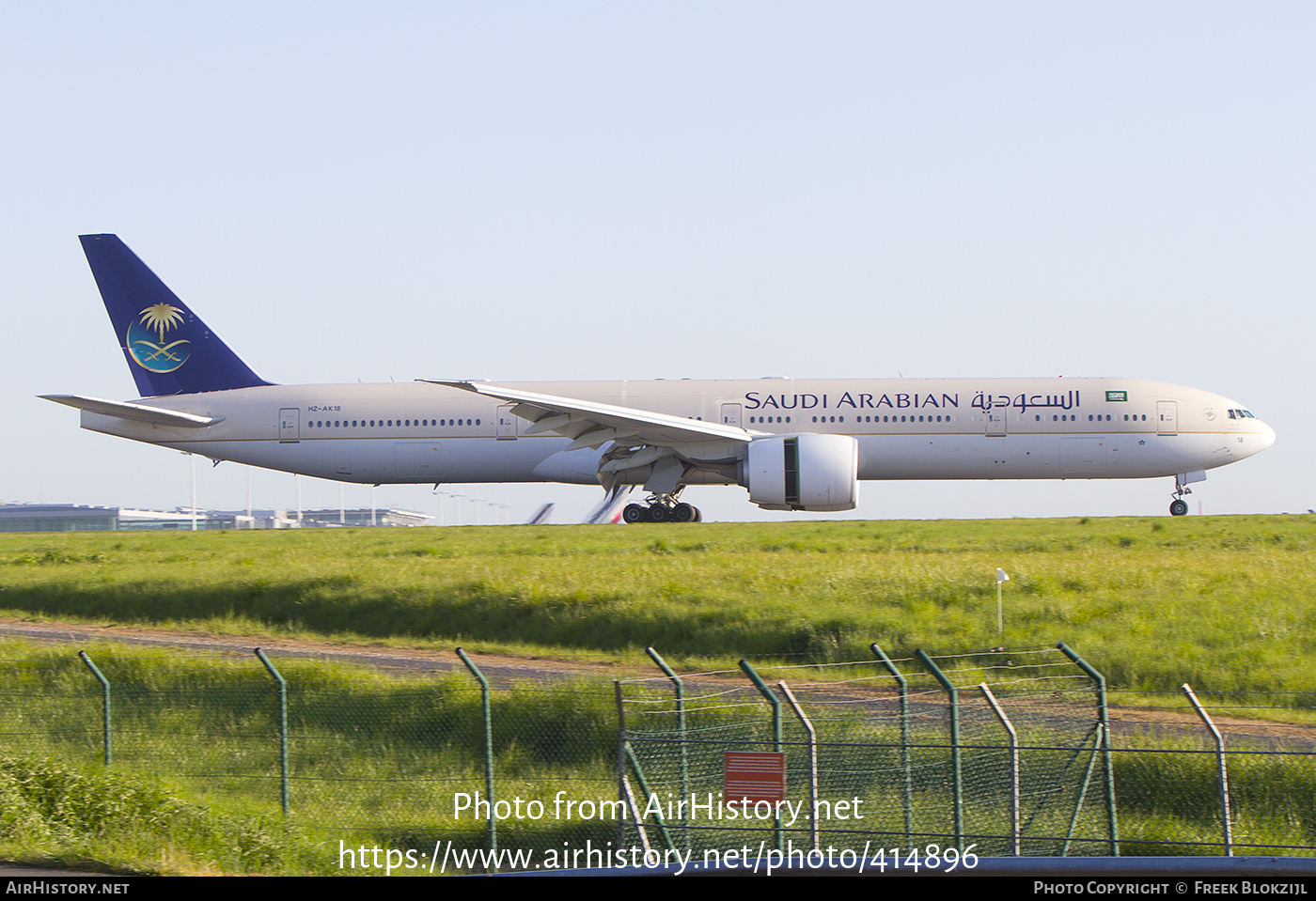 Aircraft Photo of HZ-AK18 | Boeing 777-368/ER | Saudi Arabian Airlines | AirHistory.net #414896