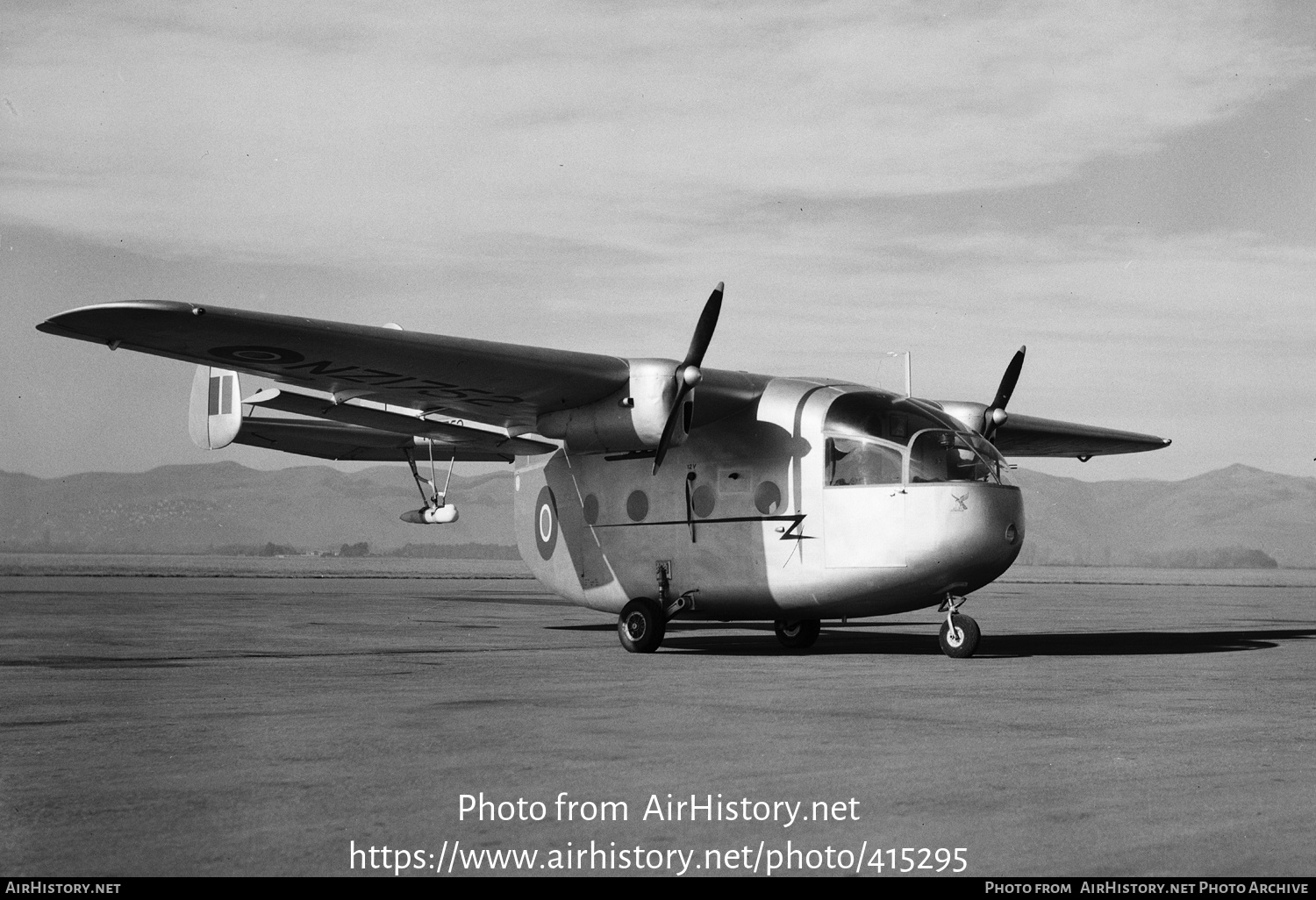 Aircraft Photo of NZ1752 | Miles M.57 Aerovan 4 | New Zealand - Air Force | AirHistory.net #415295