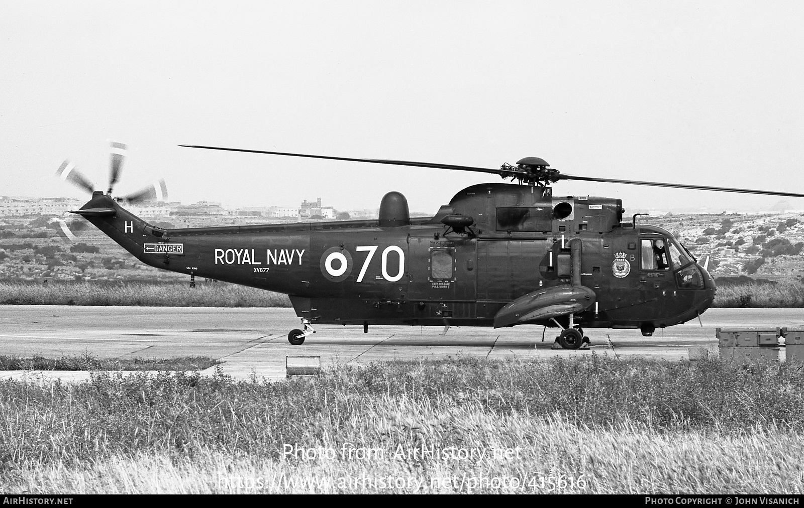 Aircraft Photo of XV677 | Westland WS-61 Sea King HAS1 | UK - Navy | AirHistory.net #415616